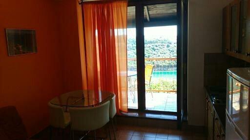 Studio Apartment Jadranko Duga Uvala クルニカ 部屋 写真